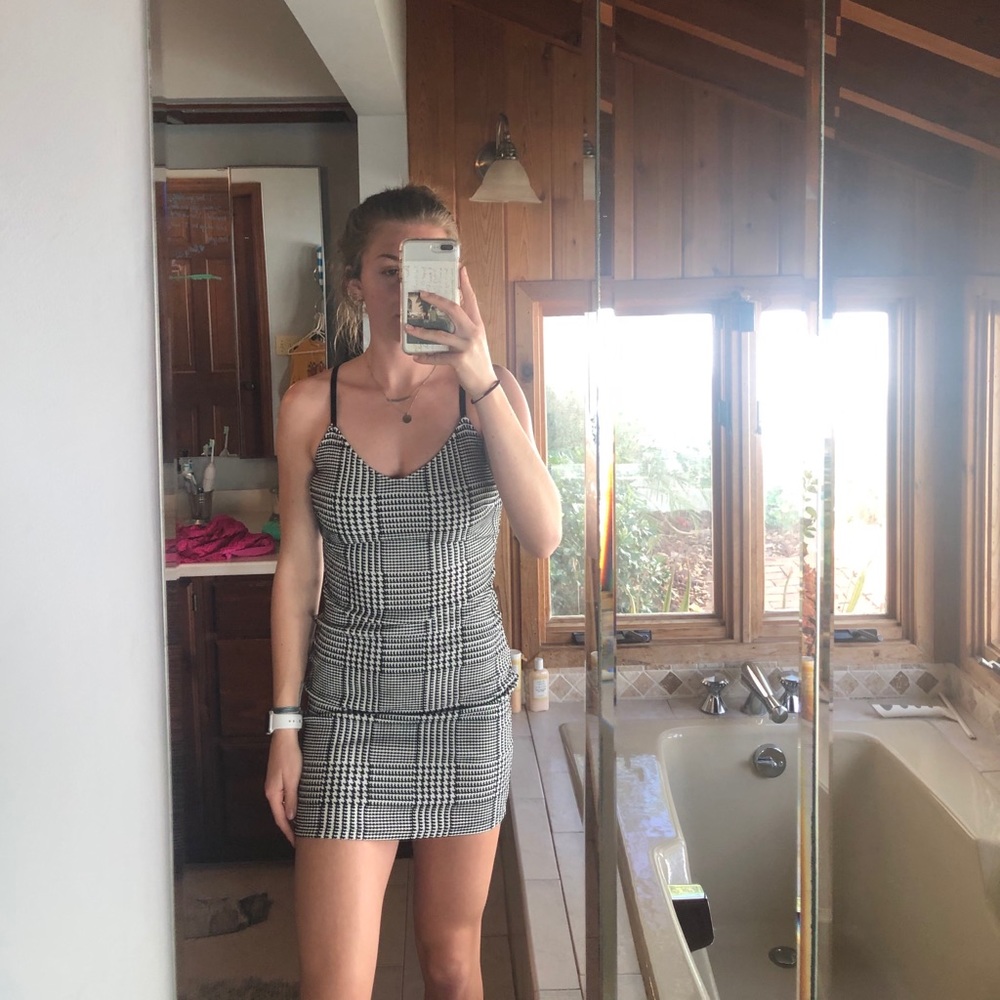 Black & White ‘Better Be’ mini dress